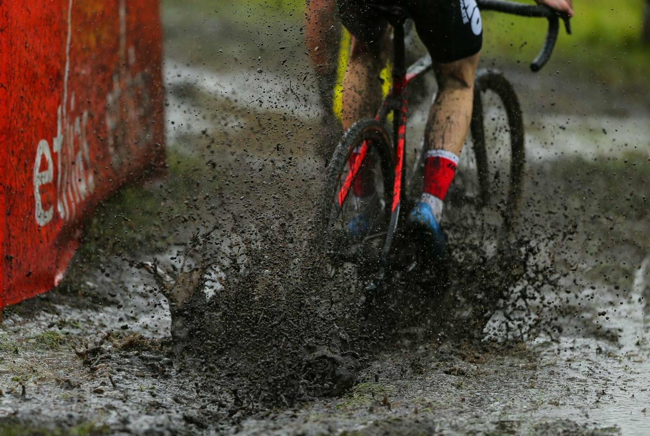 Coupe du Monde Cyclo-cross UCI accueille sponsor Ethias