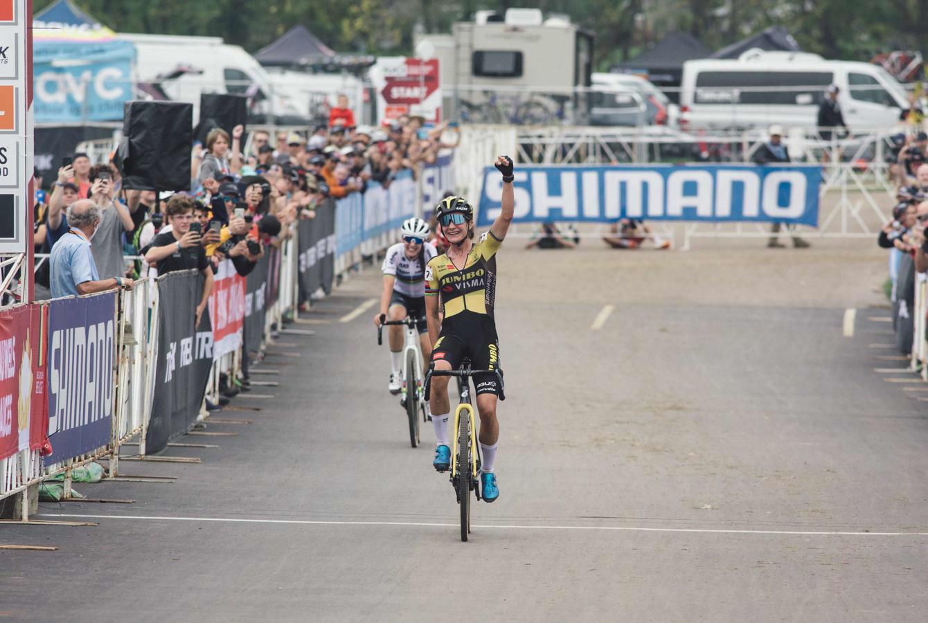 Marianne Vos makes her mark in first race back in the field