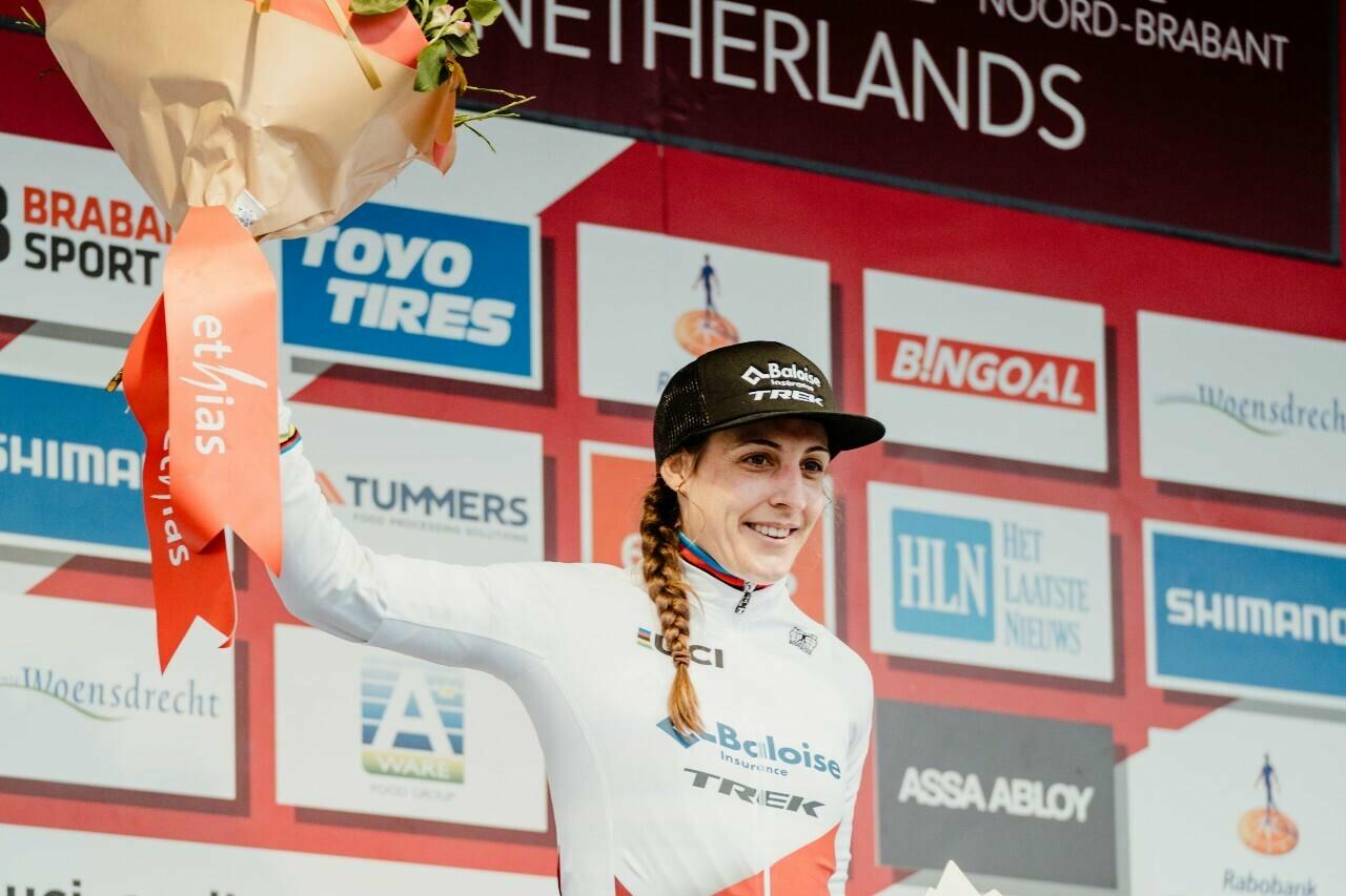 Lucinda Brand wint eindklassement voor 2e jaar op rij