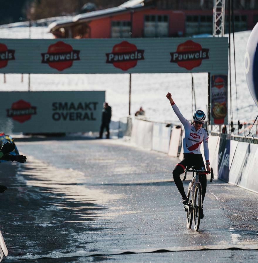 Pieterse prevails in snow of Val di Sole