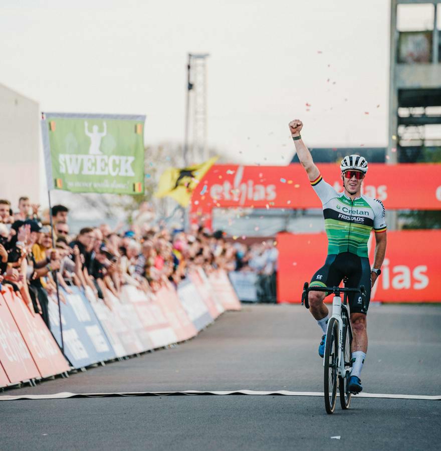 Laurens Sweeck wint z’n eerste Wereldbeker-wedstrijd in Maasmechelen