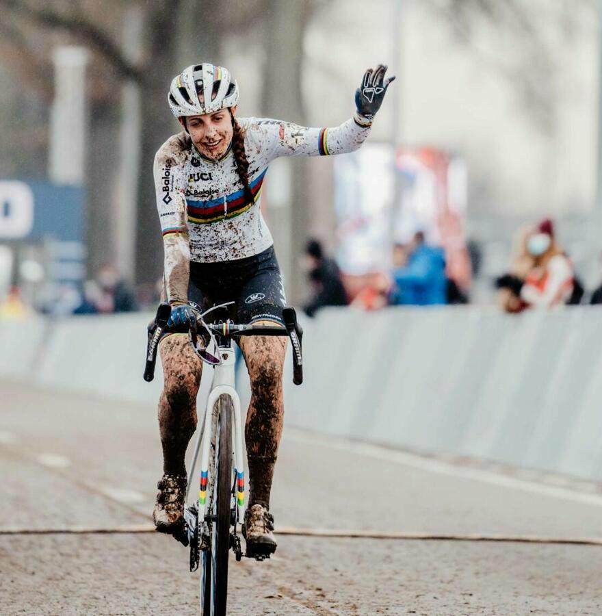 Brand wins the tough race in Dendermode