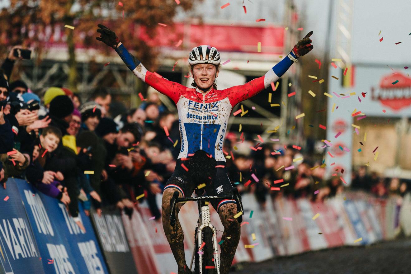 Pieterse wins her first World Cup race of the season in Gavere