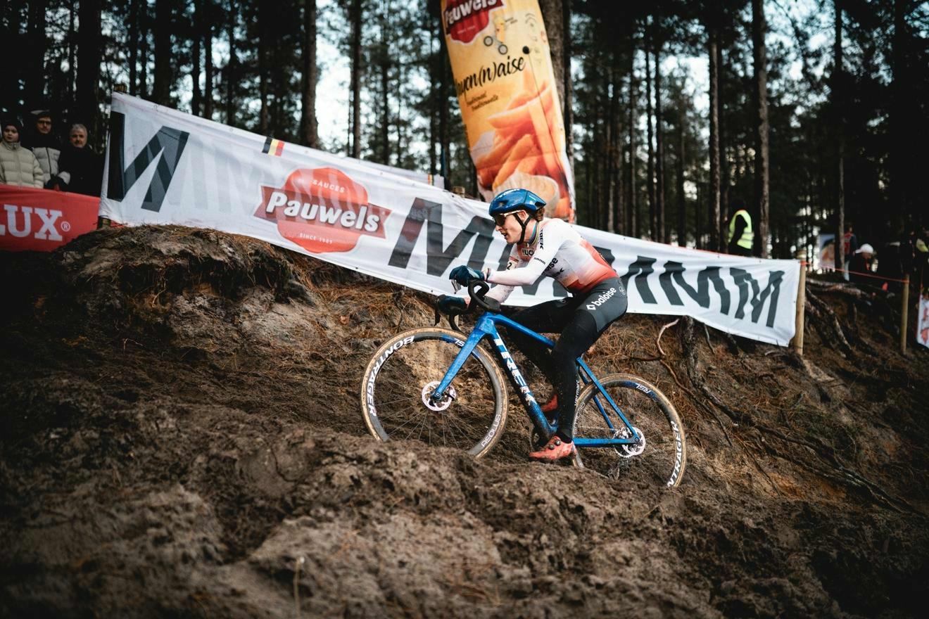 Pauwels Sauzen to remain Main Partner of the UCI Cyclo-cross World Cup in the coming years
