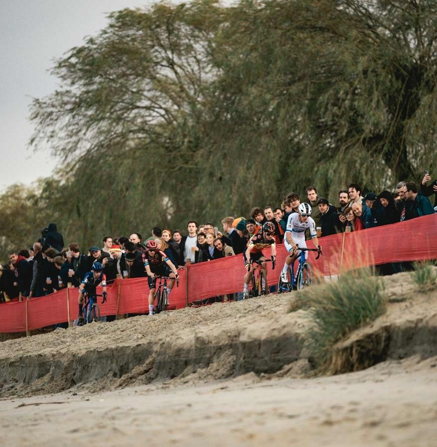 Mercedes-Benz Vans new Official Partner of the UCI Cyclo-cross World Cup