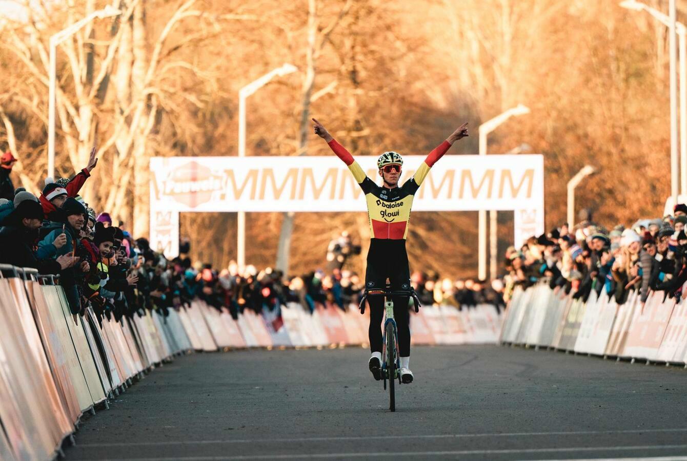 Nys claims third World Cup victory of his career