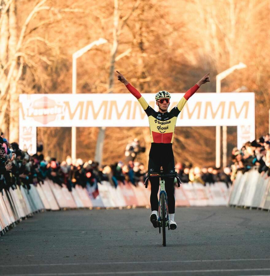 Nys claims third World Cup victory of his career