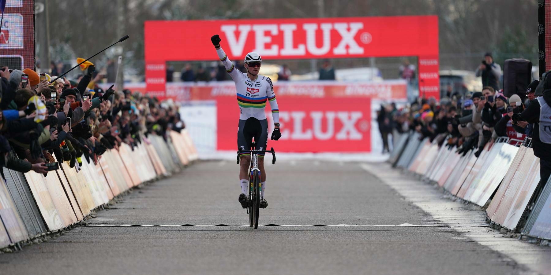 Drie op een rij voor van der Poel